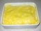 Butterdejen skal pensles med æg, før den skal i ovnen
