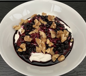 Græsk yoghurt med blåbærtopping
