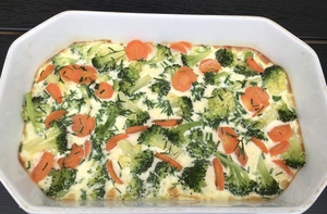 Broccoli og gulerødder i fad