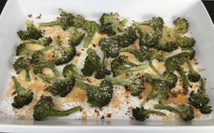Bagt broccoli med chili